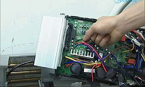 钟祥美的空调电话是多少